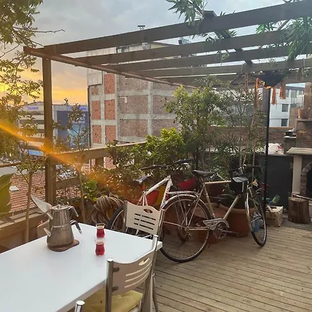Apartment Kadikoy Terrace Bbq Close 2 Block Ferry Bull Metro Nighlife