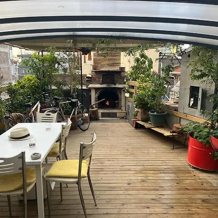 Apartment Kadikoy Terrace Bbq Close 2 Block Ferry Bull Metro Nighlife